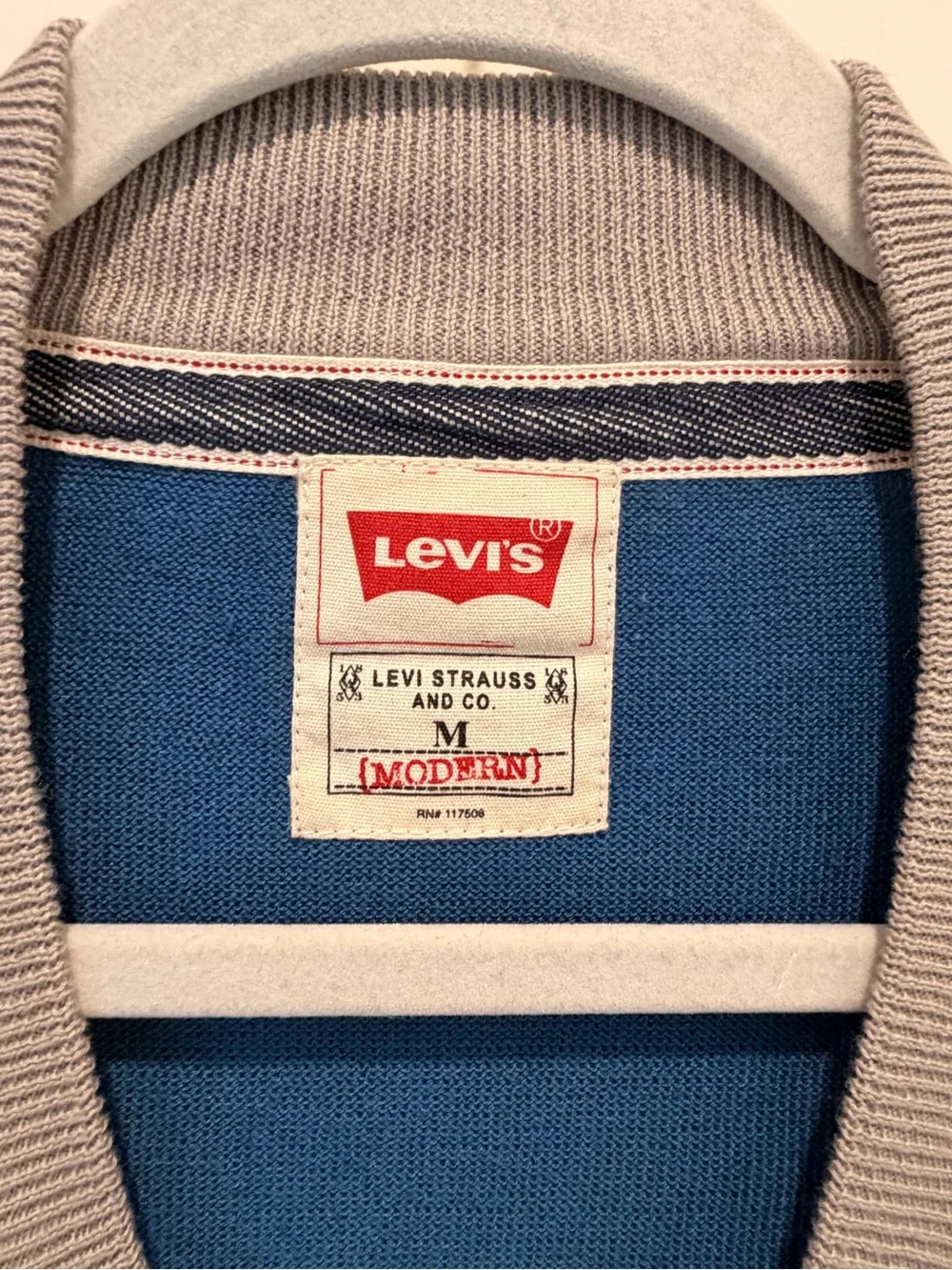 Levi's Modern Collection Colorblock Knit Button-Down Cardigan Size M
